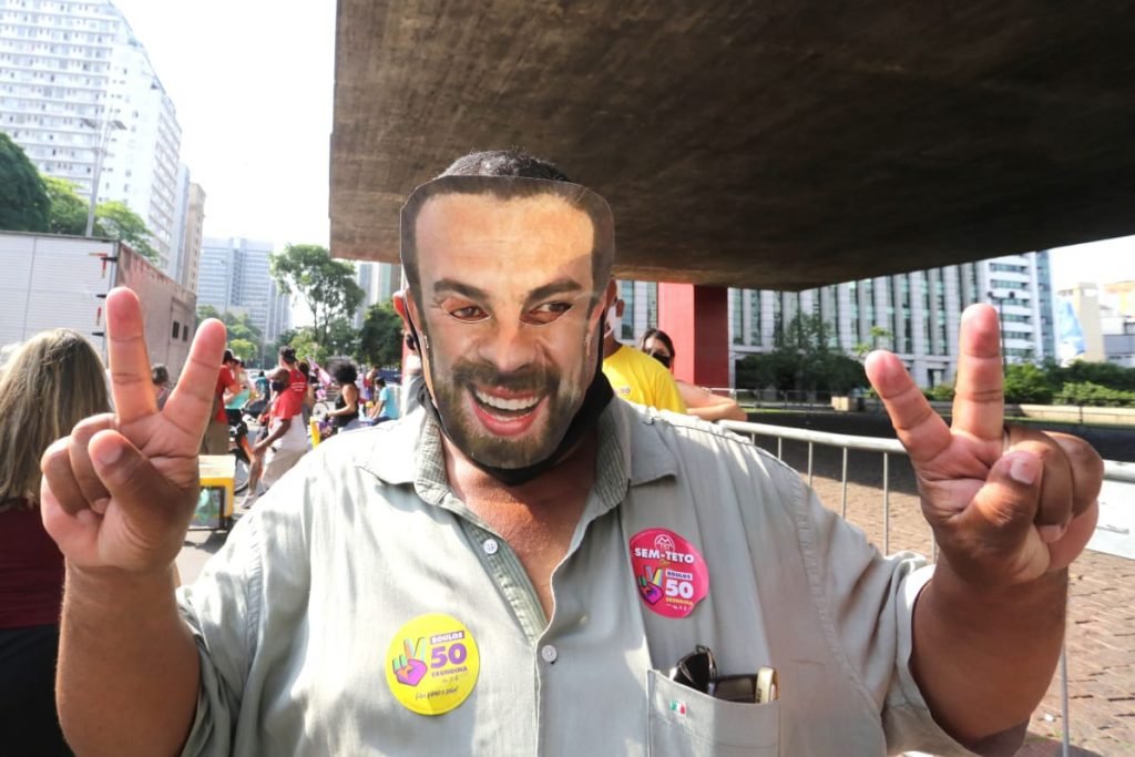 Apoiadores de Guilherme Boulos (PSOL), no masp na avenida Paulisa eleicoes sp 3