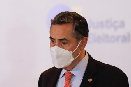 coletiva de imprensa e epuracao dos votos no TSE com o ministro Luiz Roberto Barroso 7