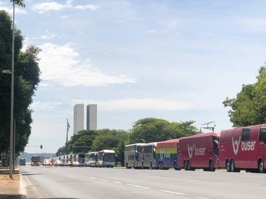 Protesto ônibus Esplanada dos Ministérios