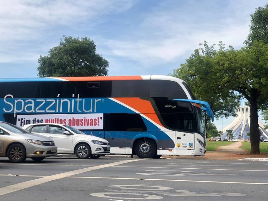 Protesto ônibus Esplanada dos Ministérios