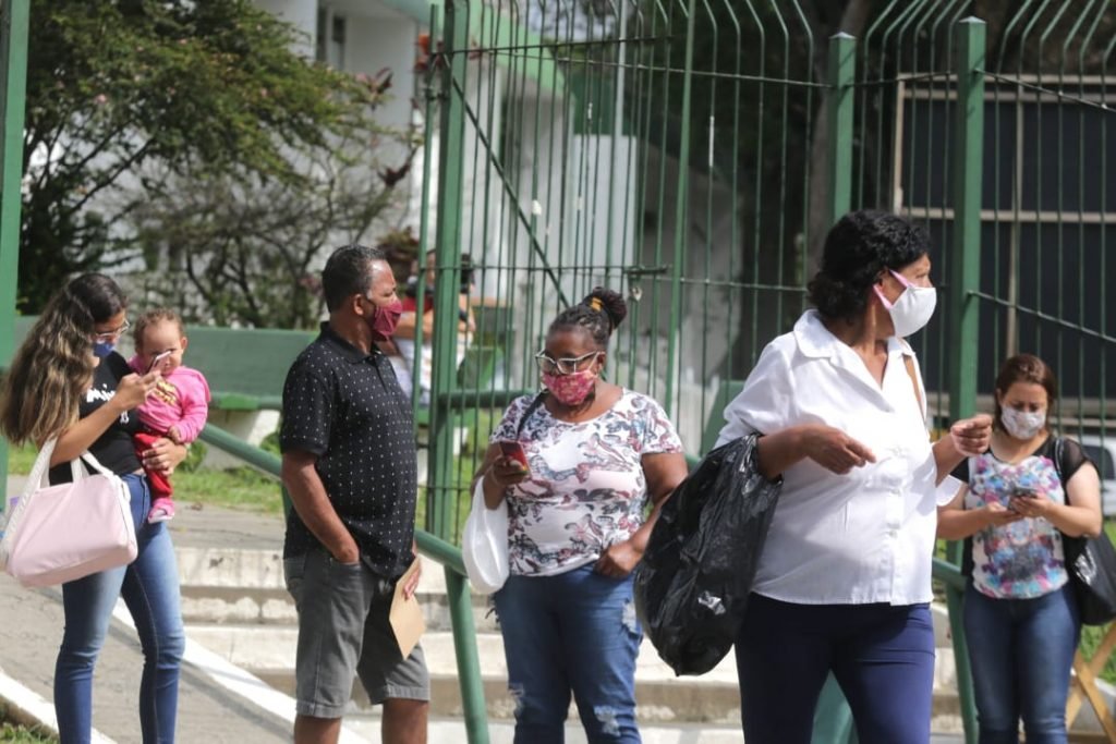 Movimentação no hospital de campanha da covid-19 na zona norte de Osasco, na grande São Paulo 3
