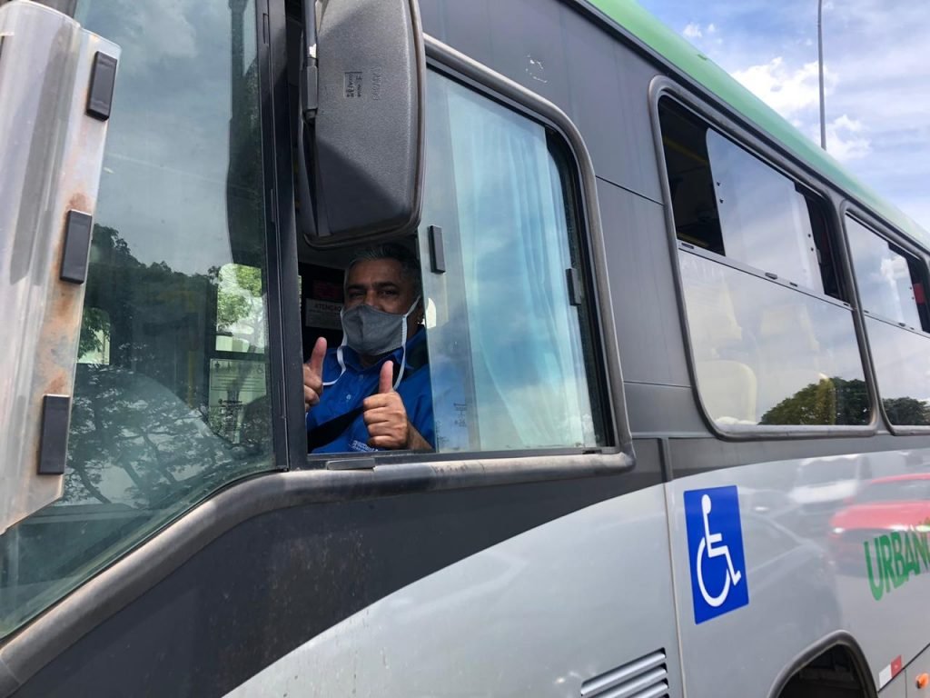faixa exclusiva esplanada