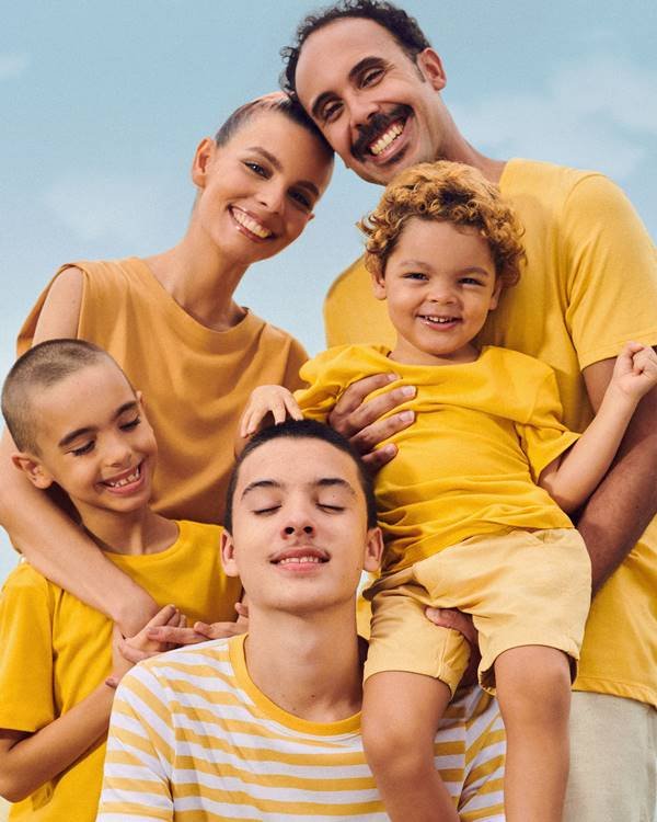 Família Gil em campanha da Hering