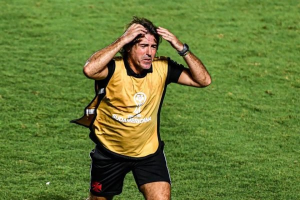 Vasco perde na Sul-Americana