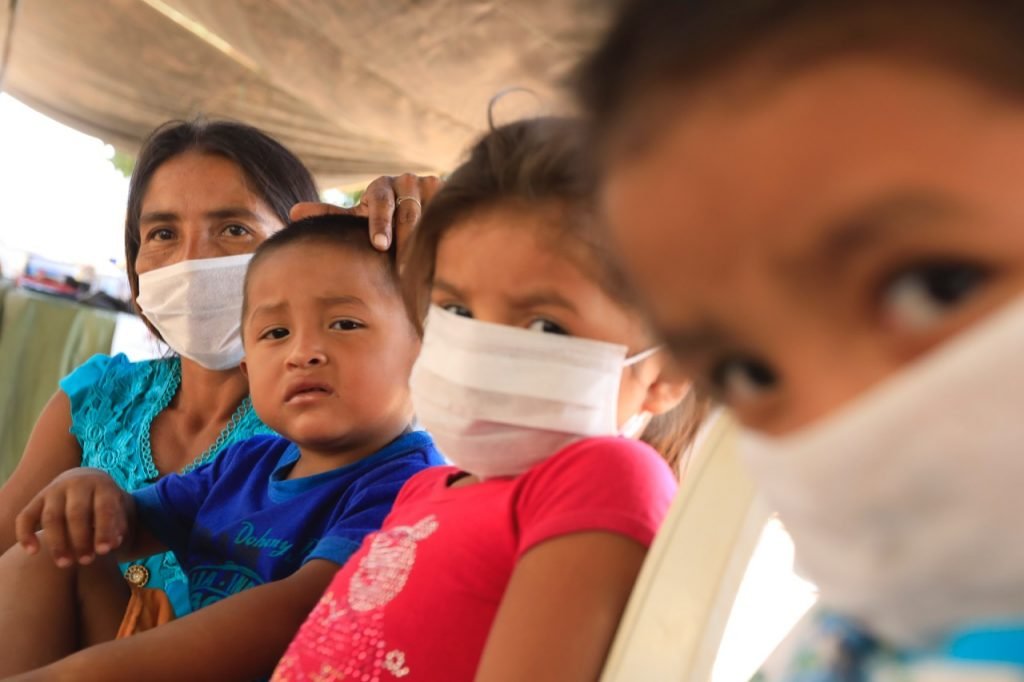 O Ministério da Defesa organiza assistência em aldeias indígenas da etnia Guajajara no Maranhão