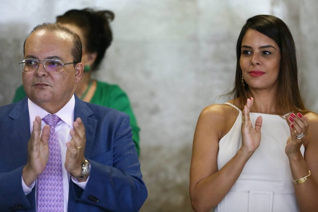Governador Ibaneis Rocha e a esposa, Mayara Noronha