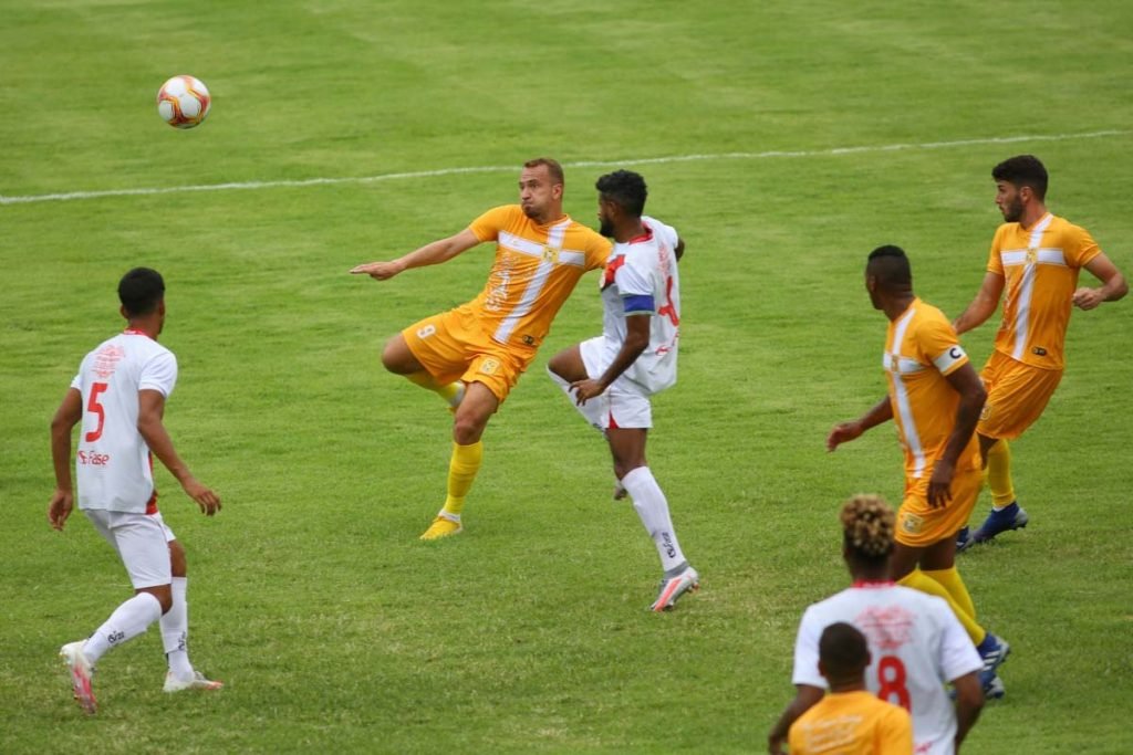 Galeria> Brasiliense 1 vs 1 Real Noroeste”><br />
<span class=
