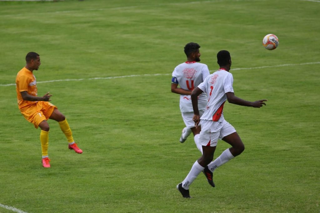 Galeria> Brasiliense 1 vs 1 Real Noroeste”><br />
<span class=