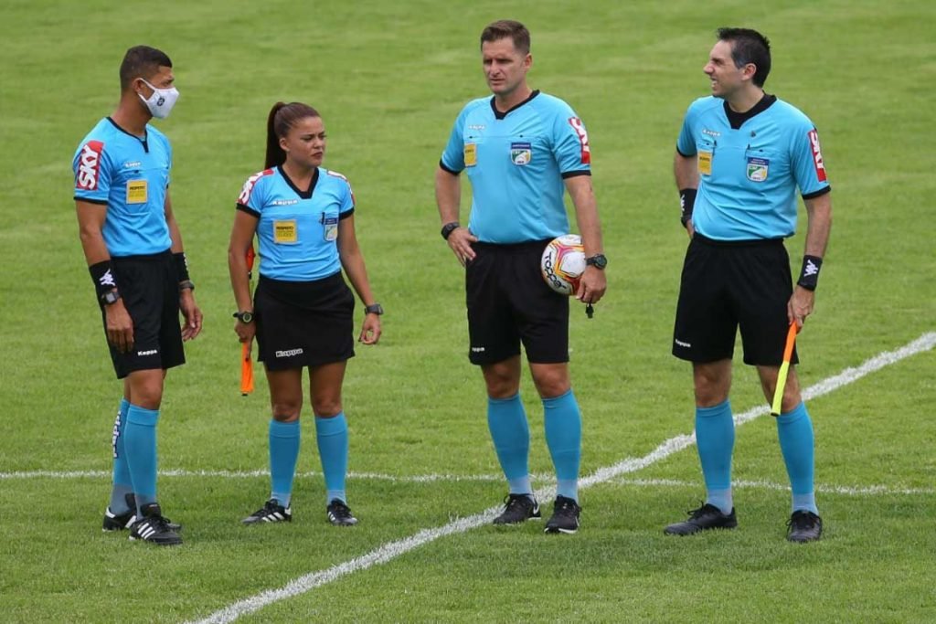 Galeria> Brasiliense 1 vs 1 Real Noroeste”><br />
<span class=