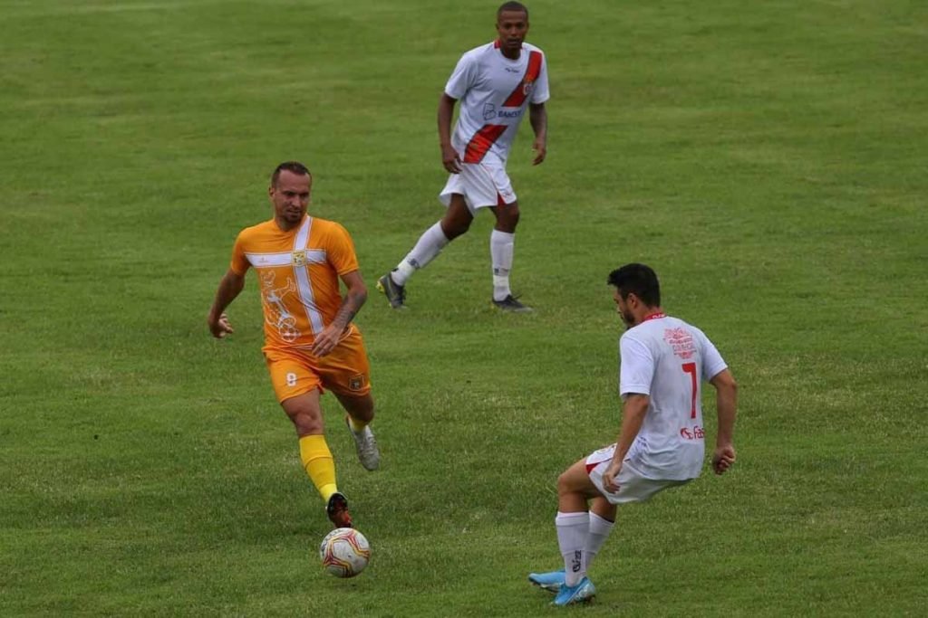 Galeria> Brasiliense 1 vs 1 Real Noroeste”><br />
<span class=