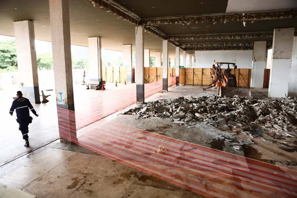 Obra de praça no Touring