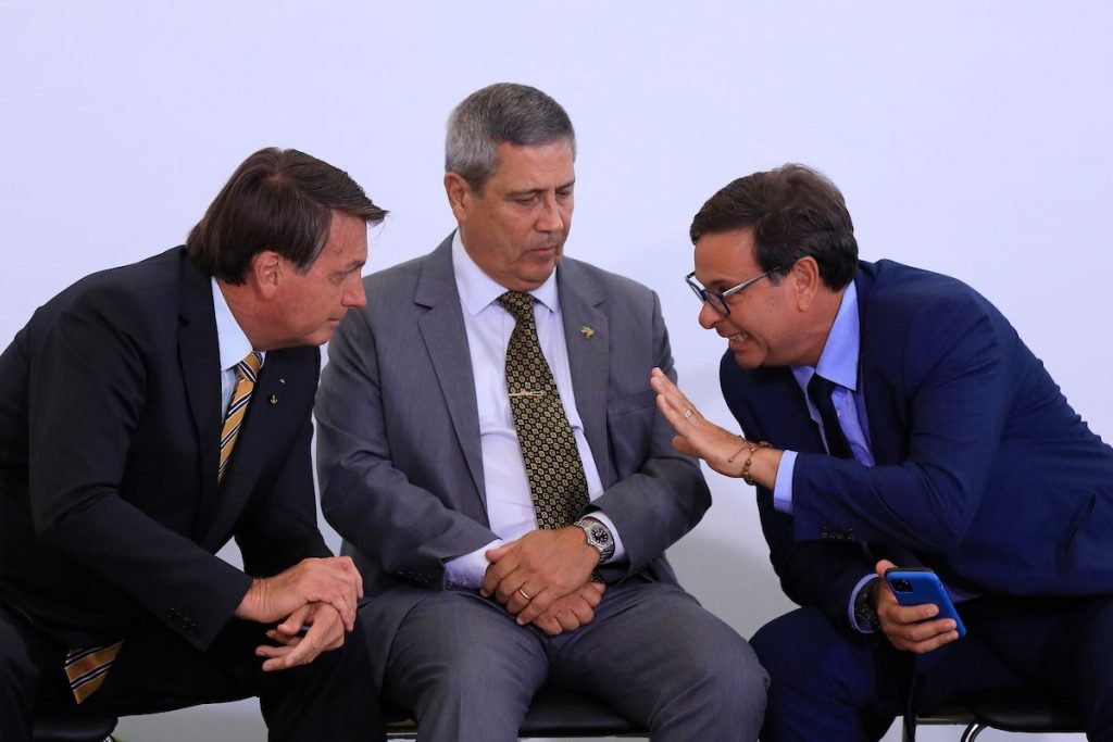 general Walter Braga Netto e presidente da Embratur, Gilson Machado Cerimônia de Lançamento da Retomada do Turismo