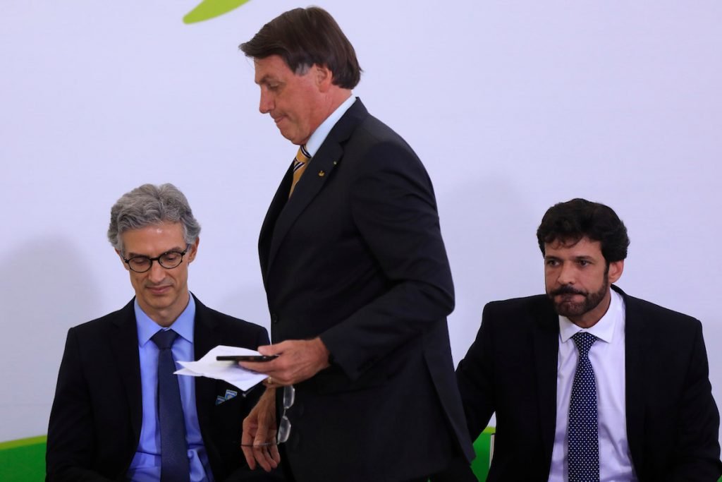 Presidente Jair Bolsonaro e ministro do Turismo Marcelo Álvaro durante Cerimônia de Lançamento da Retomada do Turismo de Lançamento da Retomada do Turismo