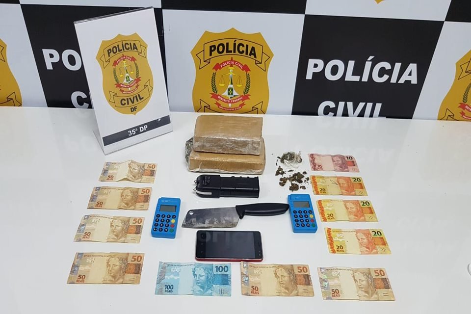 Polícia prende dupla de traficantes que vendia drogas em shopping do DF