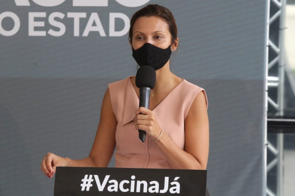 Patrícia Ellen, secretária de Desenvolvimento Econômico do Estado de São Paulo, durante coletiva de imprensa no Instituto Butantan, sobre as restrições da covid-19 no estado de São Paulo, nesta tarde de sexta-feira (11