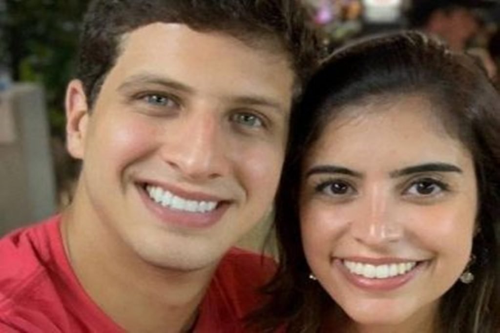 Tabata Amaral e João Campos