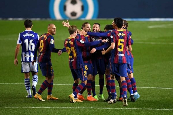 Barcelona vence no Espanhol