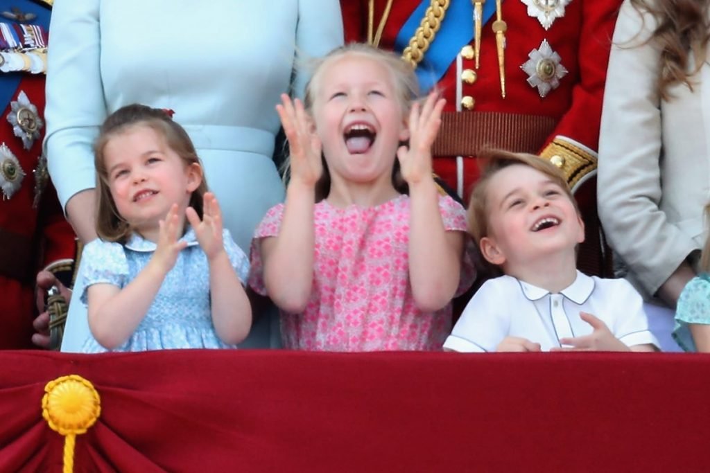 Princesa Charlotte, Savannah Phillips e príncipe George