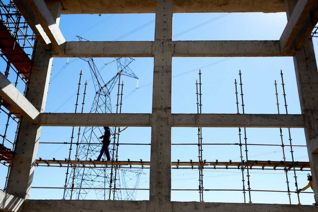 construcao civil mao de obra trabalho reforma serviço especializado