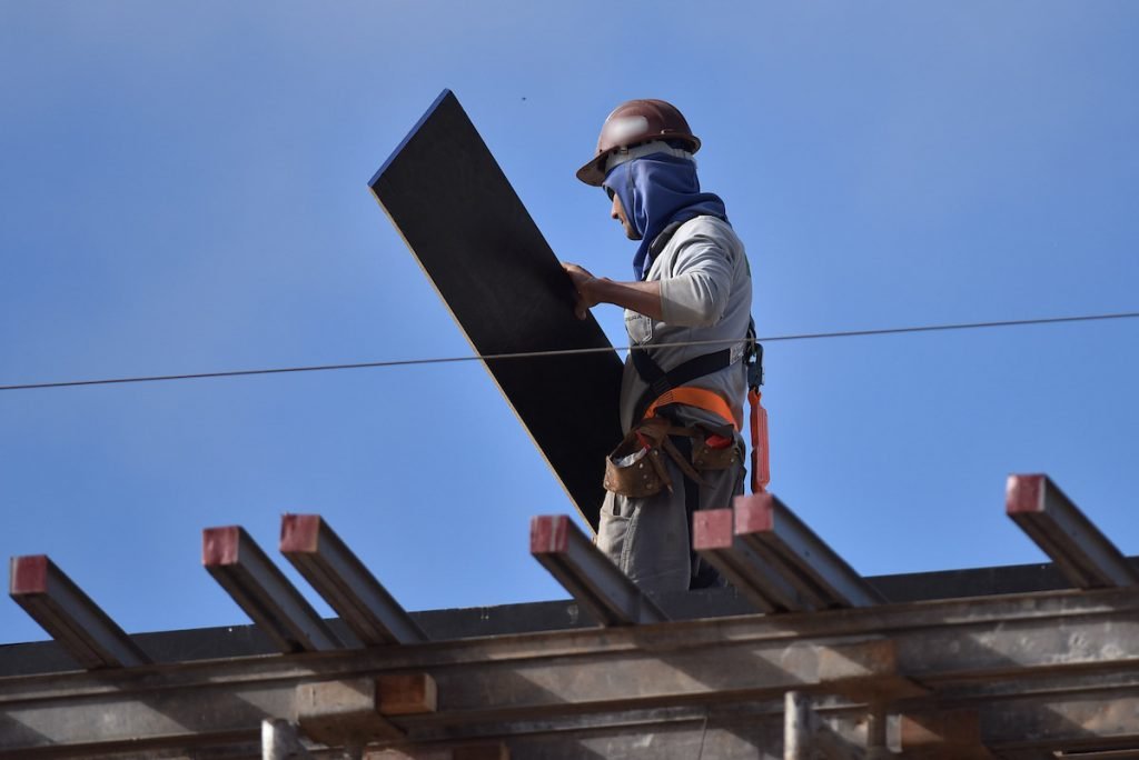 construcao civil mao de obra trabalho reforma serviço especializado