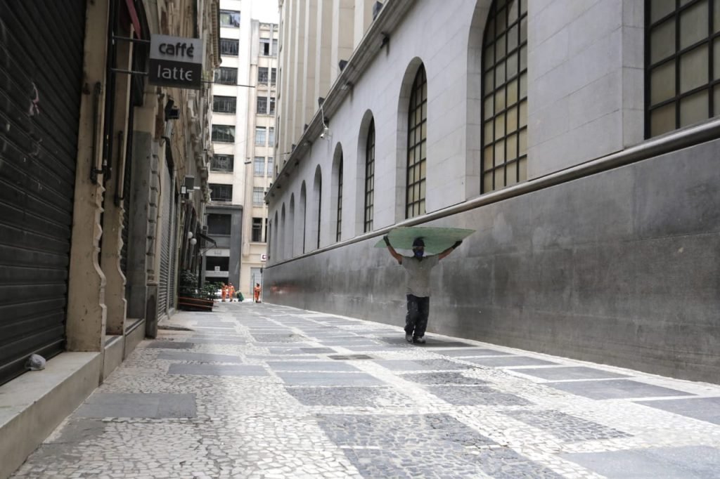 Cidade de São Paulo na fase vermelha