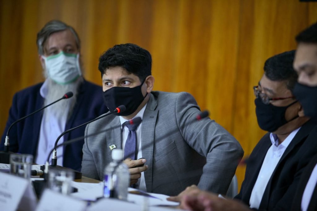 Coletiva Saude - Petrus Sanchez