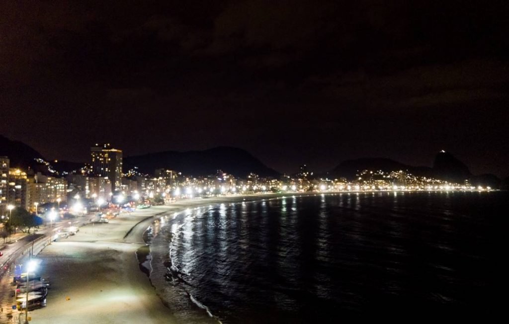 A passagem do ano foi sem fogos em Copacabana, no Rio de Janeiro