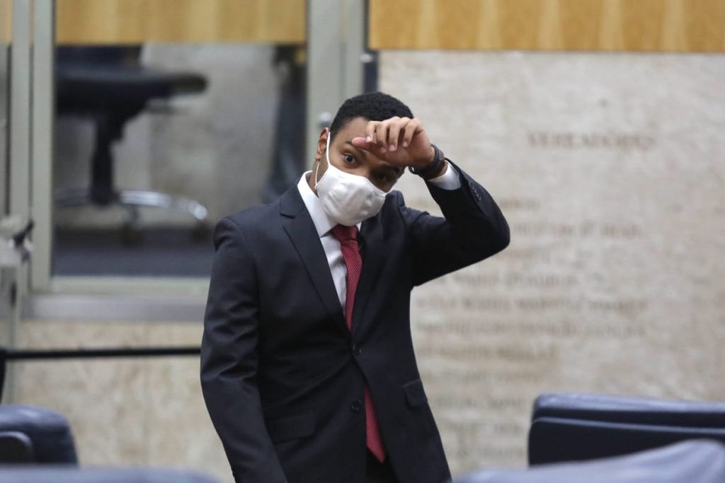 Vereador Fernando Holiday (Patriota), durante posse no plenário da Câmara Municipal de São Paulo