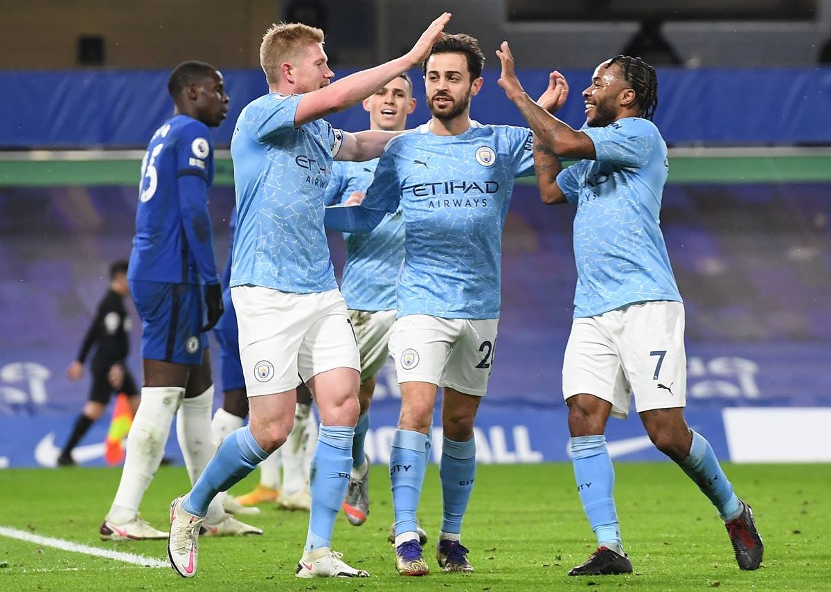 Manchester City sobra no 1º tempo e vence o Chelsea por 3 x 1