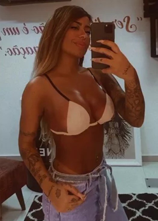 Rafaella Santos