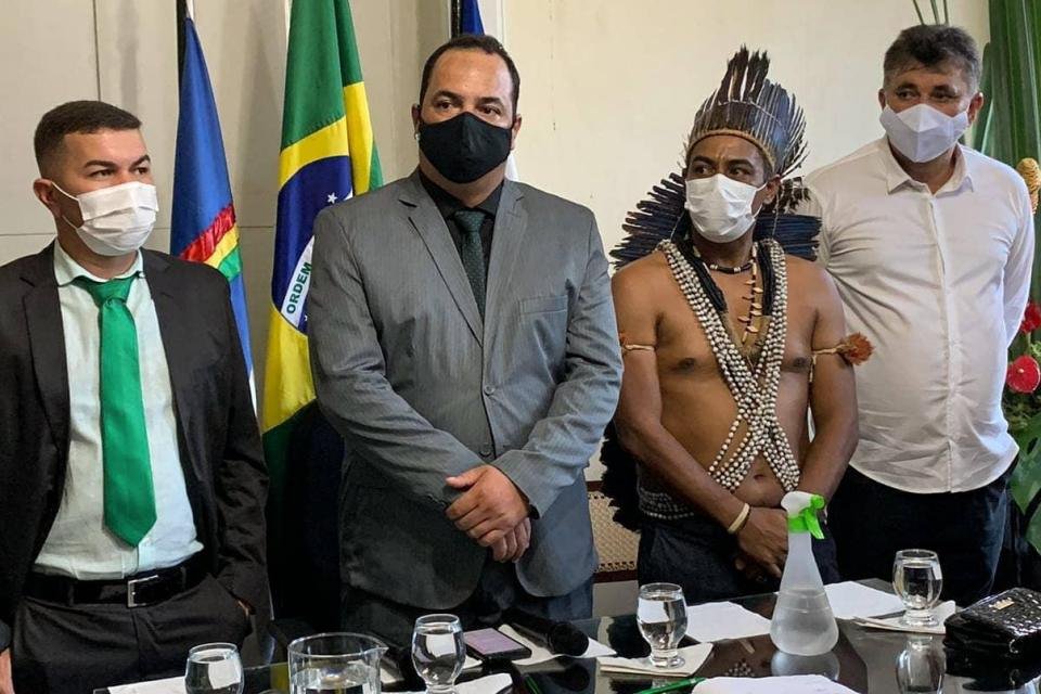 Cacique Marquinhos Xukuru