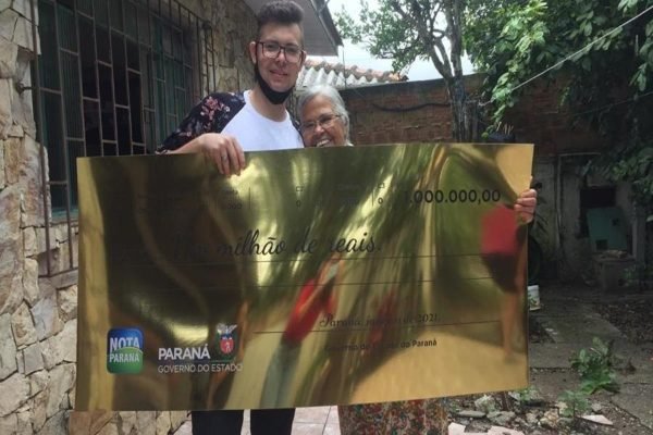 Jovem de 19 anos ganha prêmio de R$ 1 mi no Paraná ‘Ainda sem acreditar’
