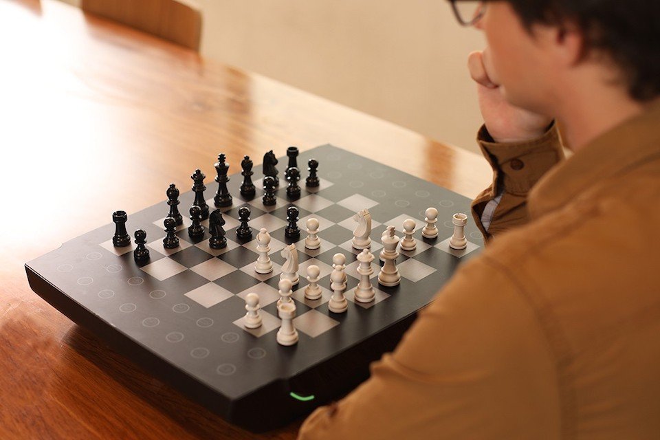 Beth Harmon, corre aqui! Empresa lança xadrez com inteligência artificial
