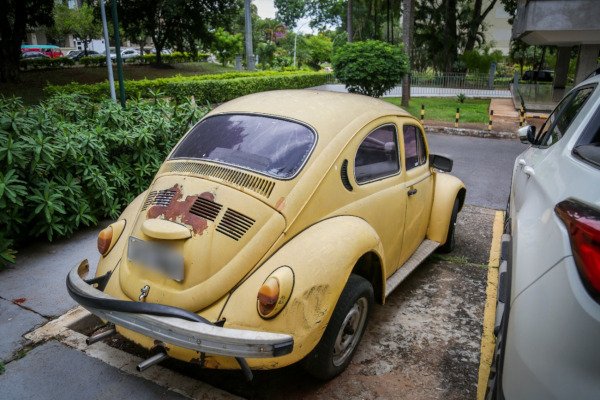 carro abandonado