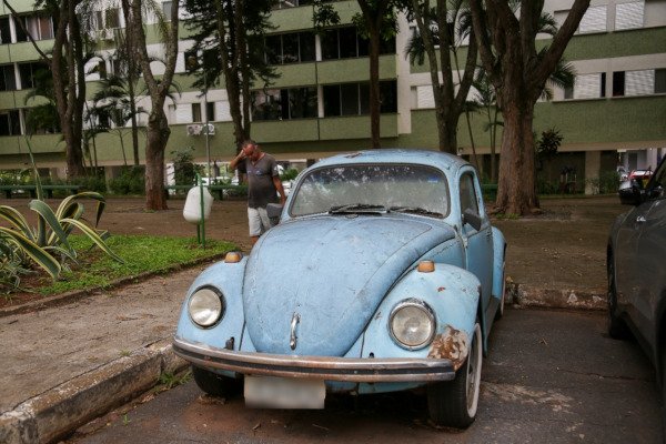 carro abandonado