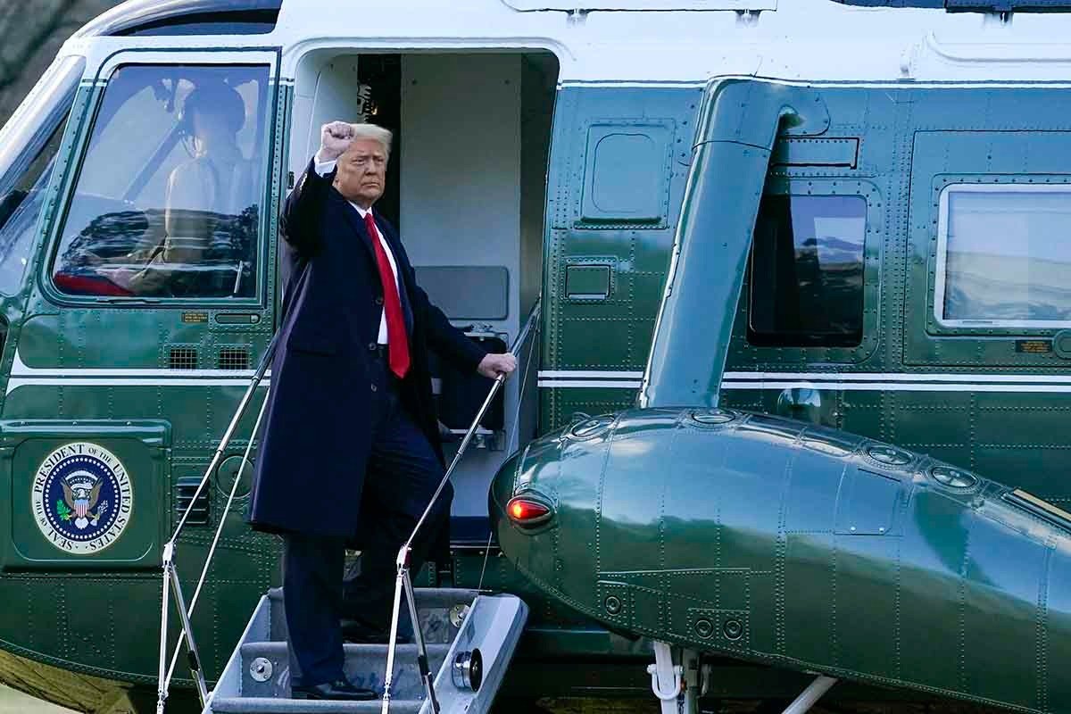 Avião com Donald Trump tem falha no motor e faz pouso de emergência