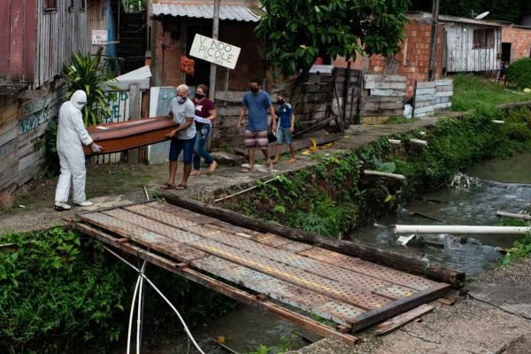 Covid-19: Previsão da terceira onda em Manaus e a necessidade de lockdown -  Amazônia Real
