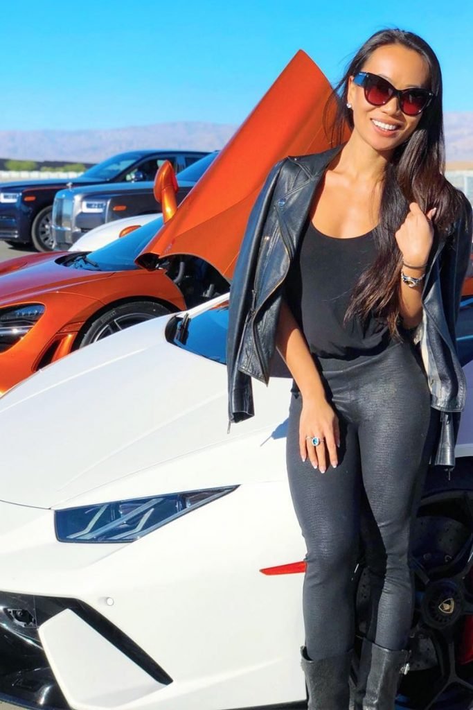 Kelly Mi Li