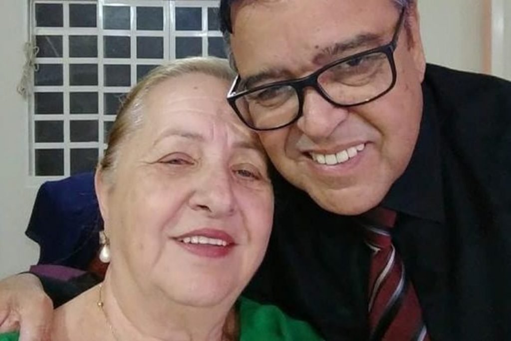 Ex-secretário de saúde de Goiás que mandou vacinar esposa e foi demitido