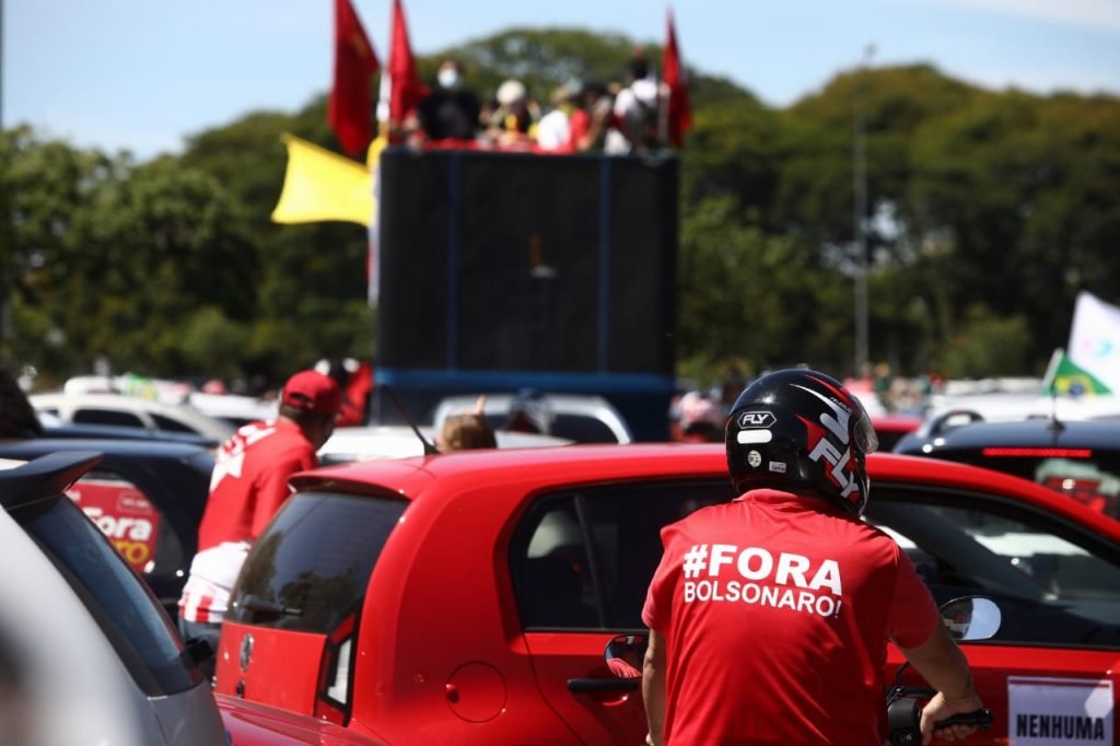 Manifestação conta o Bolsonaro