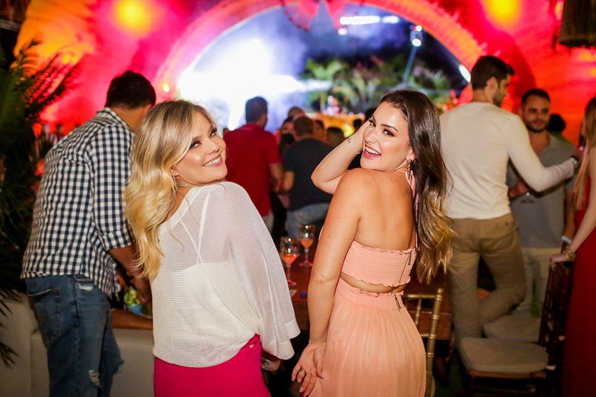 Gabi Valadão e Isabela de Paula