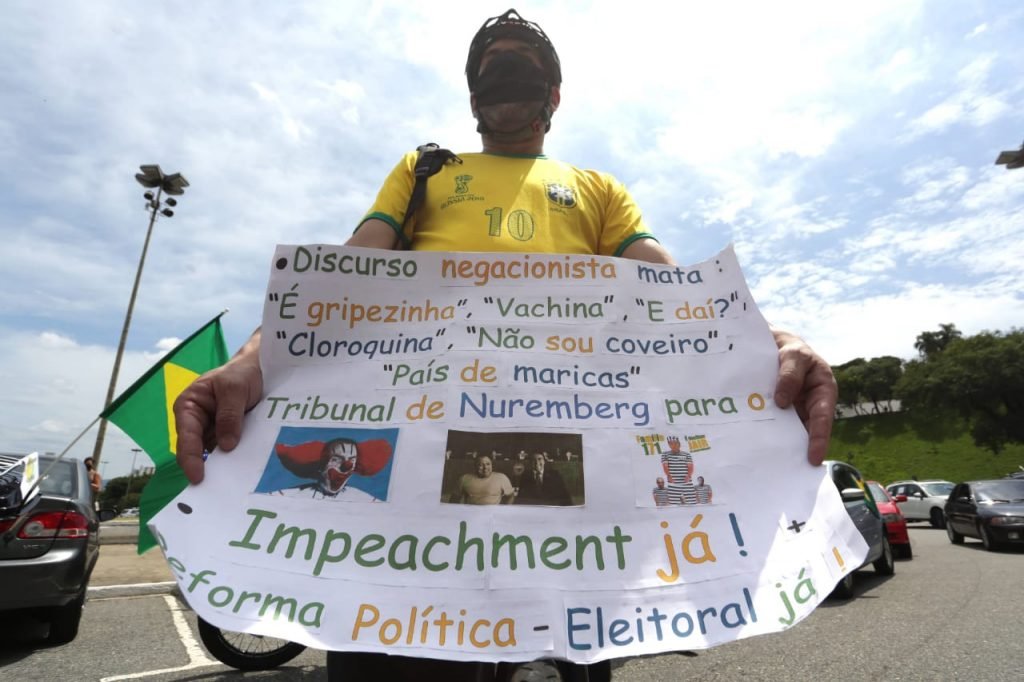 Carreata organizada pelo MBL e o movimento Vem Pra Rua, contra o presidente Jair Bolsonaro e o ministro da saúde Eduardo Pazuello