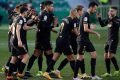 Barcelona vence o Elche