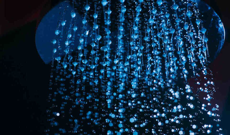 Cromoterapia no banheiro 4 dicas para deixar o ambiente mais relaxante