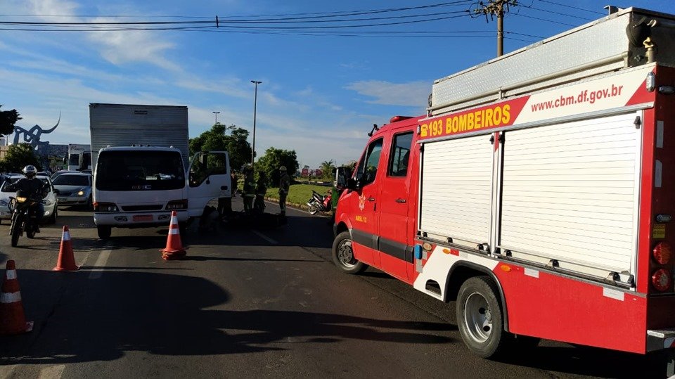 Caminhão dos bombeiros
