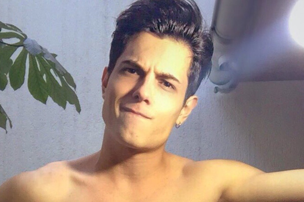 Ex-ator de Malhação abre conta no OnlyFans e posta vídeo picante