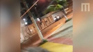 Vídeo: policial derruba colega de trabalho depois de empinar moto