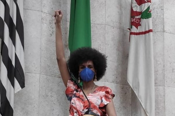 Carolina Iara (PSol) é militante da causa LGB