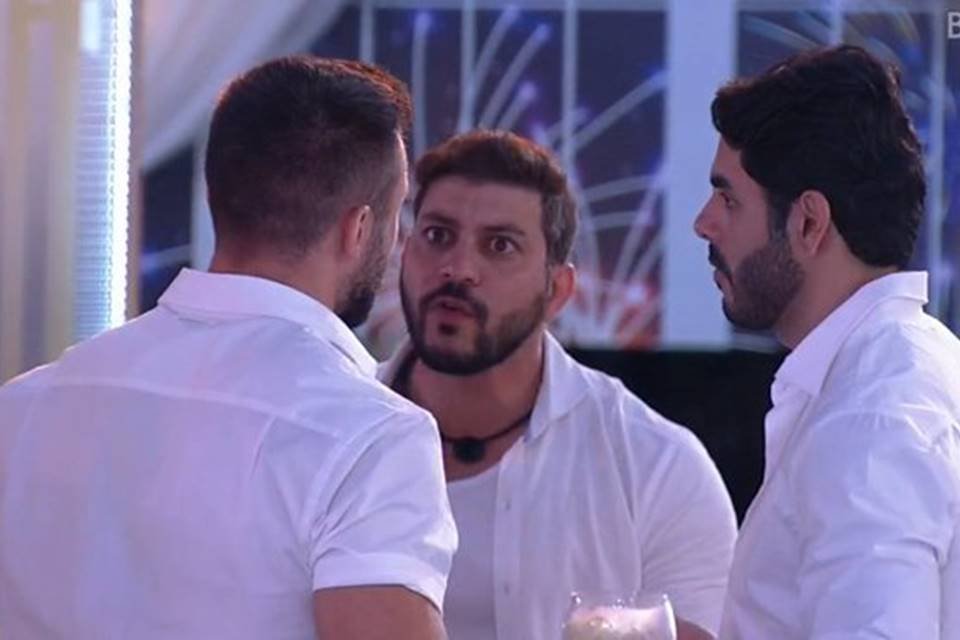 Caio, Rodolffo e Arthur Picoli na festa Ano-Novo