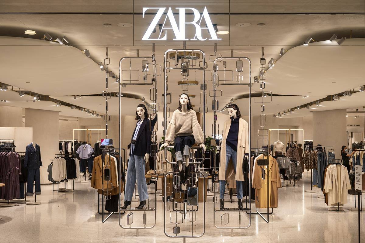 Recém-inaugurada, primeira loja-conceito da Zara no Brasil inova